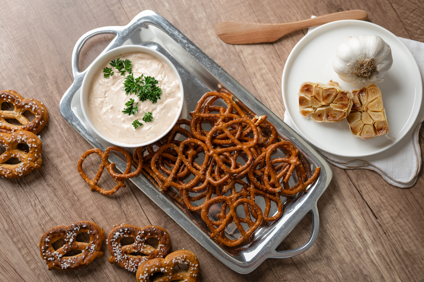 Roasted Garlic Boozy Dip